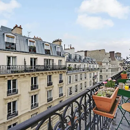 Apartment Marais 2b With Balcony By Melvane Luxury *