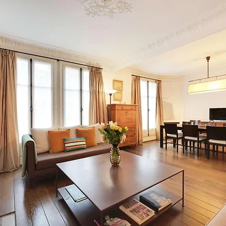 Apartment Marais 2b With Balcony By Melvane Luxury *